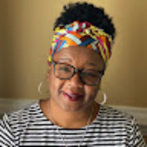 Meet your Posher, Eva